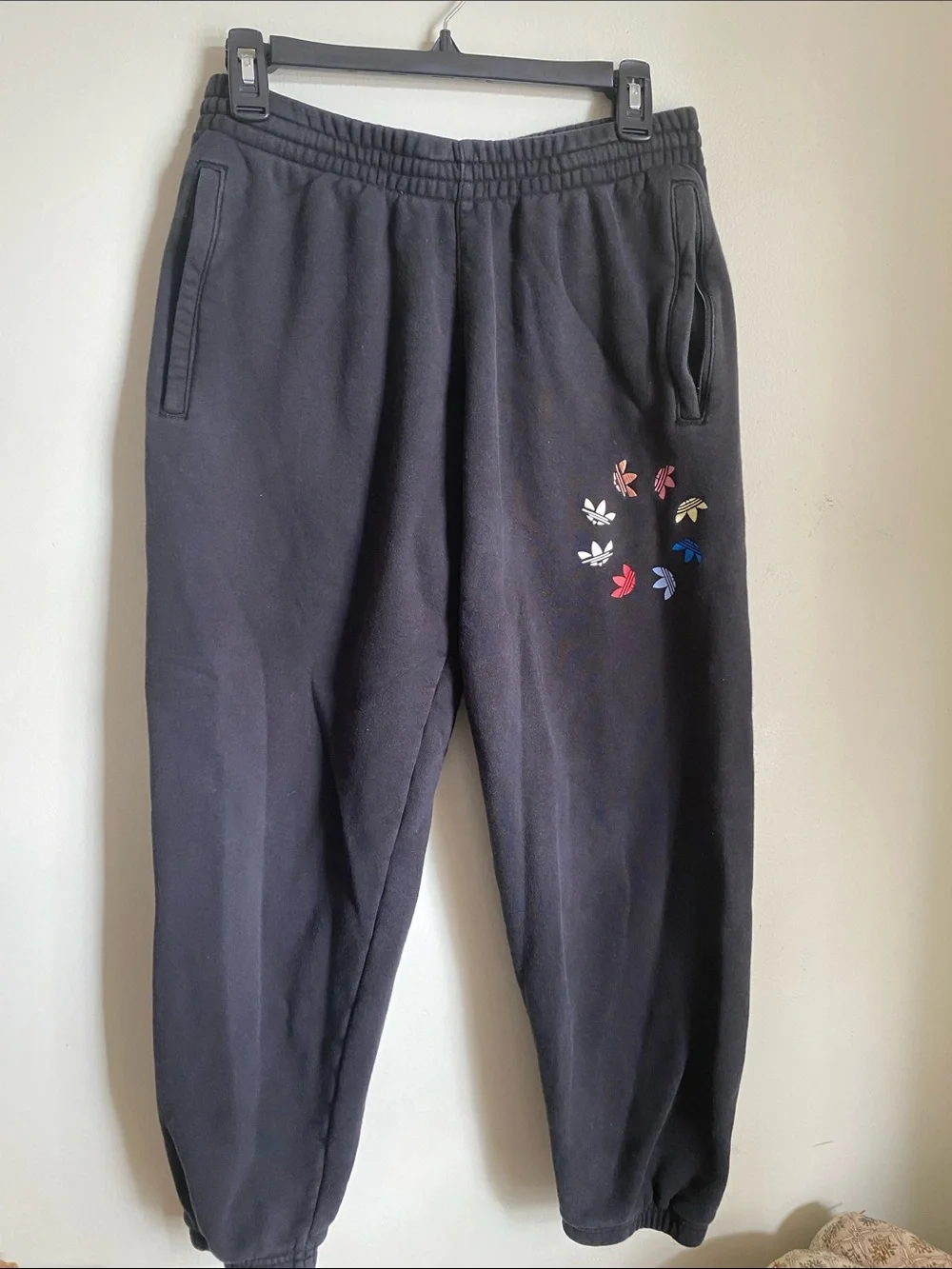 Adidas Adicolor Shattered Trefoil Black Sweat Pants